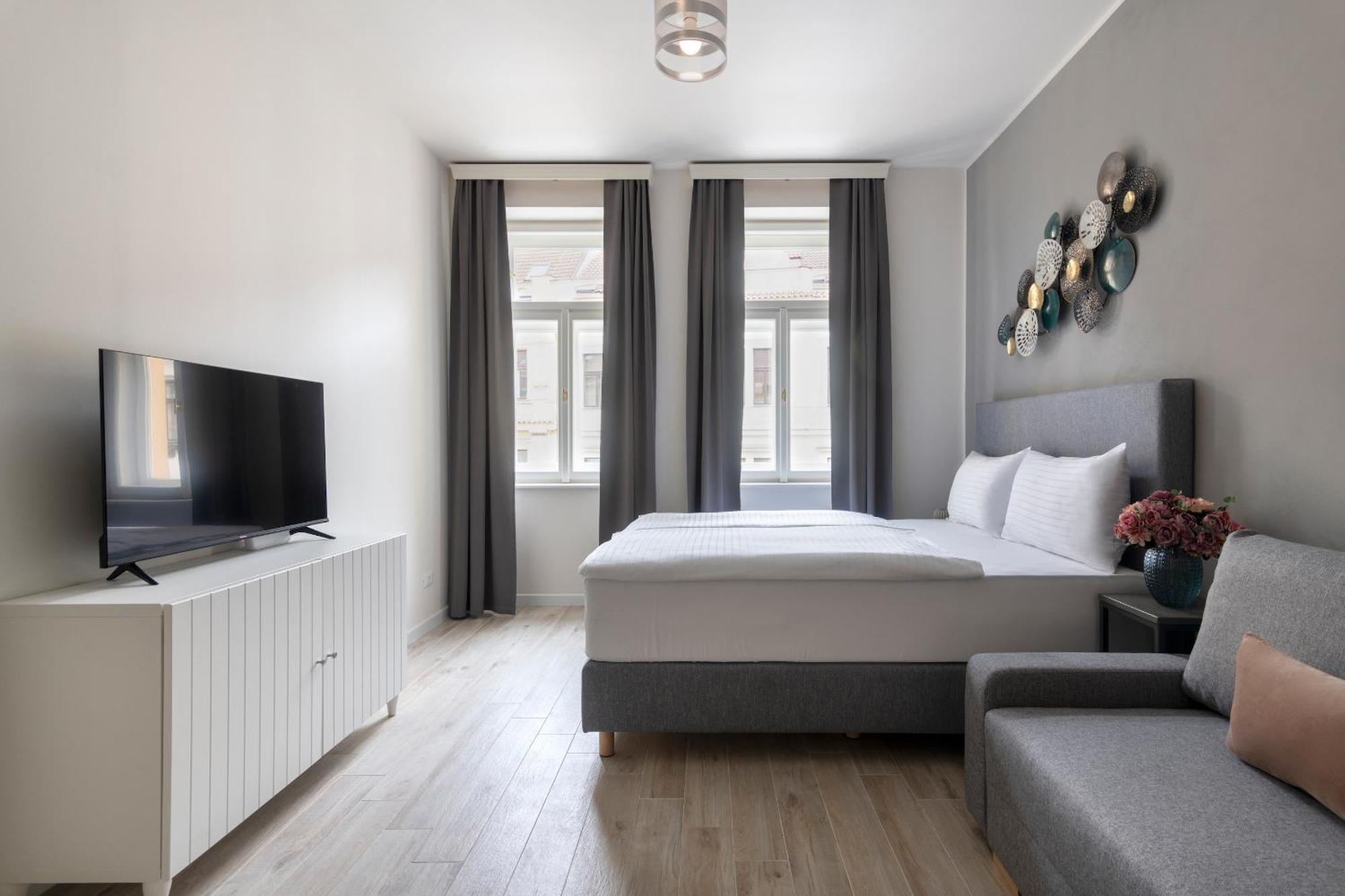 Kinsky Garden Apartments And Suites By Dwellfort Praga Exterior foto