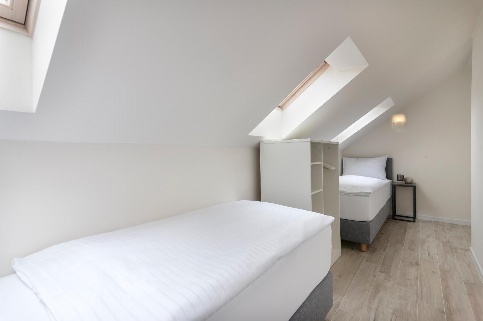 Kinsky Garden Apartments And Suites By Dwellfort Praga Cameră foto