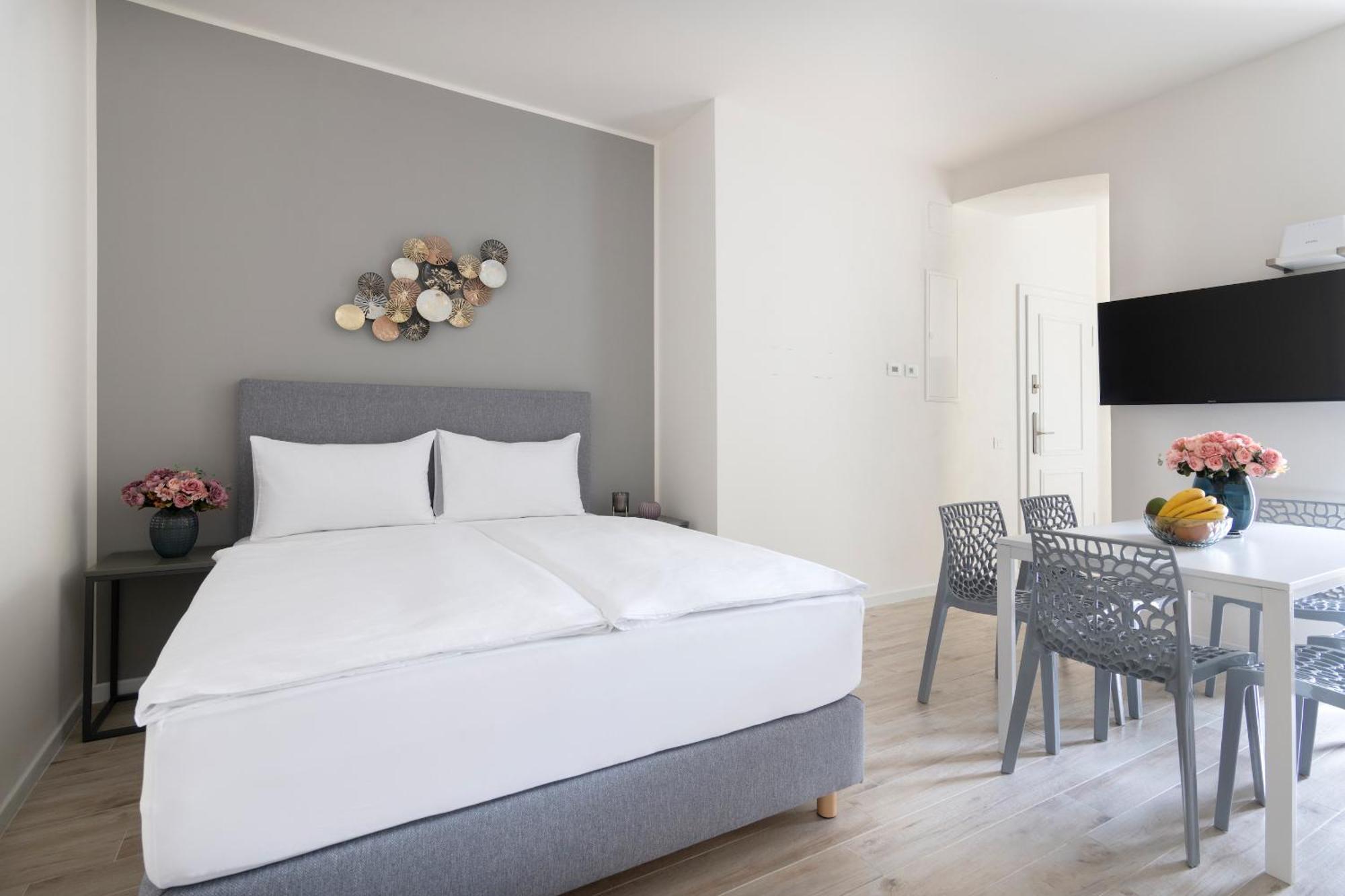 Kinsky Garden Apartments And Suites By Dwellfort Praga Cameră foto